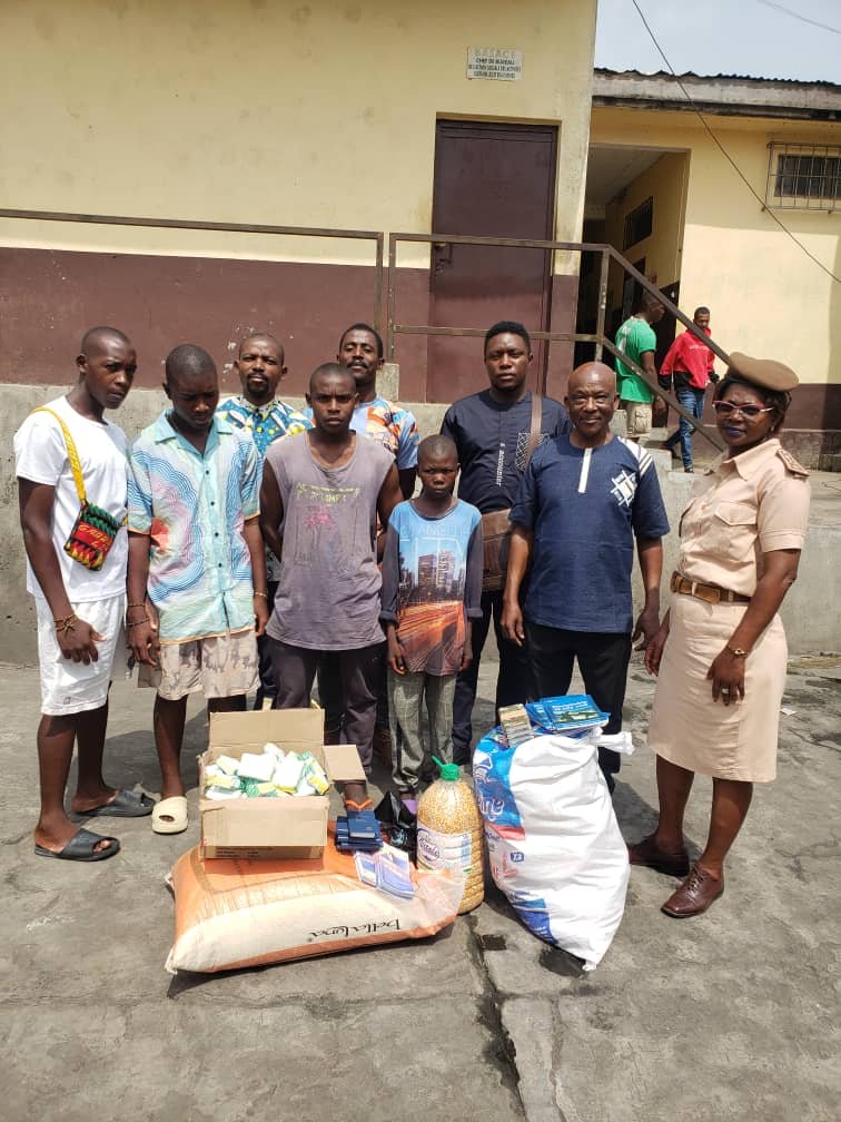 Nutrition support session with children